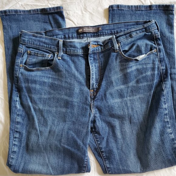 Woman's Levi's 505 jeans sz 14 S straight leg~SALE - Picture 2 of 4